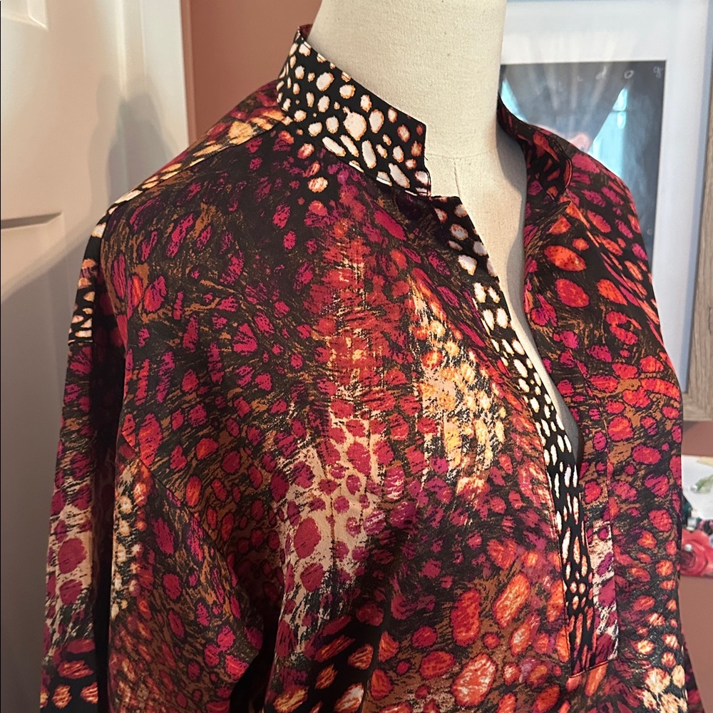Natori Autumnal Multicolor Animal Print Med mandarin collar knee length caftan - Picture 2 of 12